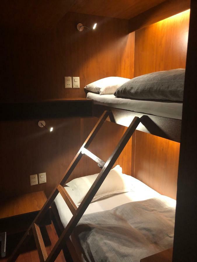 Onkel Inn Airport Sleepbox 拉巴斯 外观 照片