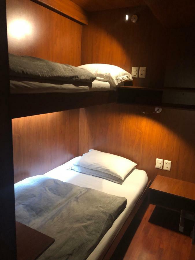 Onkel Inn Airport Sleepbox 拉巴斯 外观 照片
